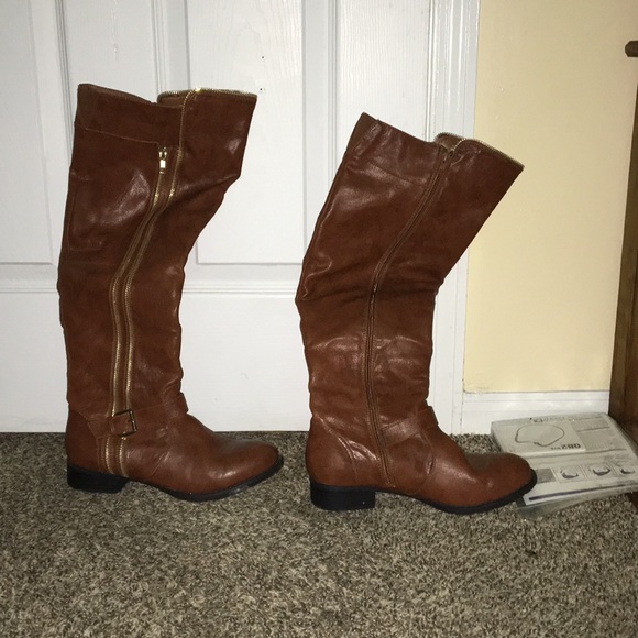 Brown boots - Picture 1 of 1
